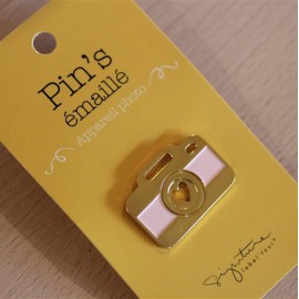 Pin's Appareil photo - leli concept store